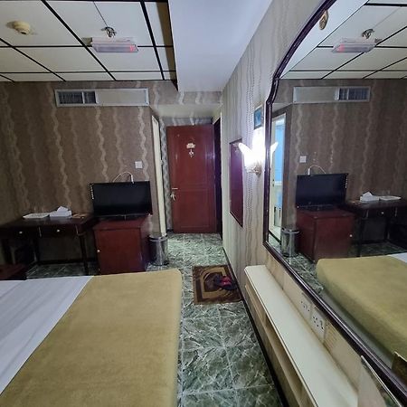 דובאי West Hotel מראה חיצוני תמונה