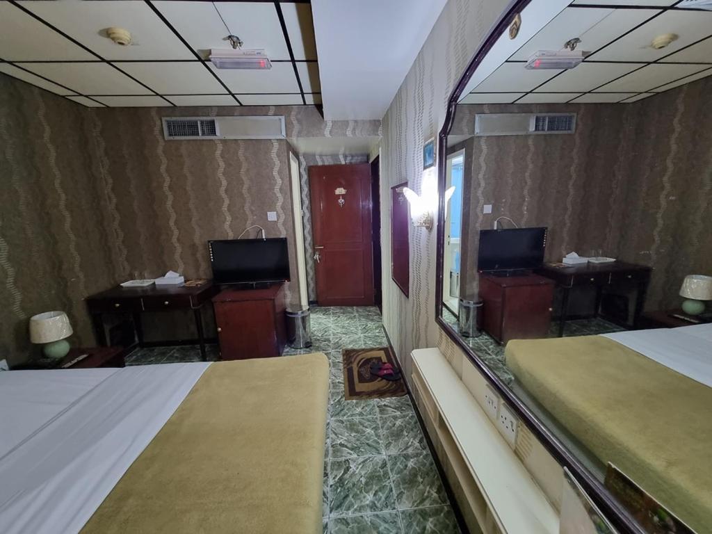 דובאי West Hotel מראה חיצוני תמונה