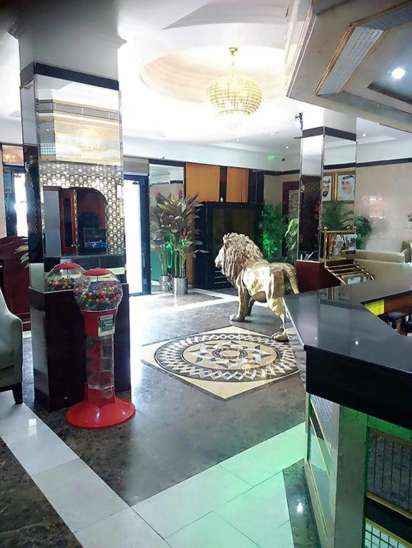 דובאי West Hotel מראה חיצוני תמונה